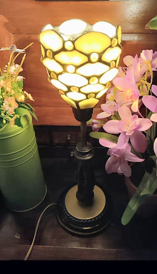 Image 1 of Lampe de table de style Tiffany