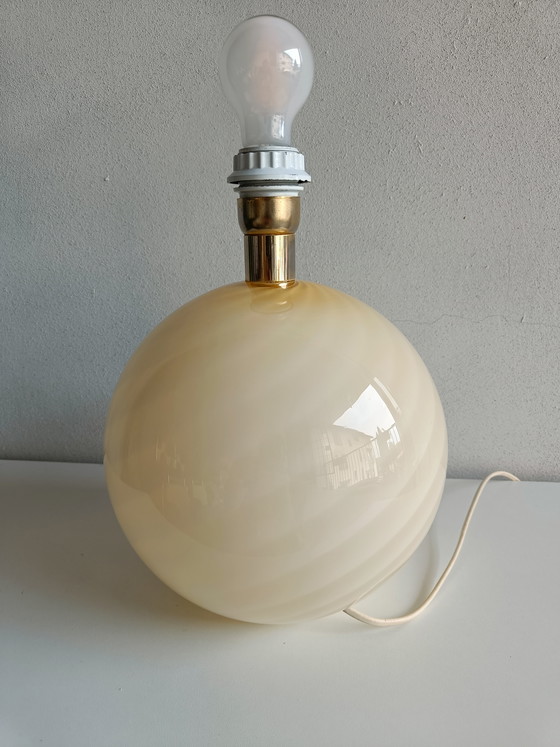 Image 1 of Murano glass table lamp by Da Vinci, white swirl globe lamp, Italy 1970s