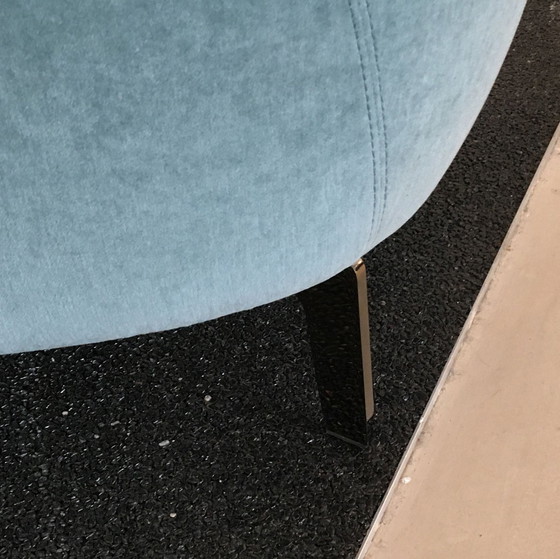 Image 1 of Poltrona Leolux Jill con pouf