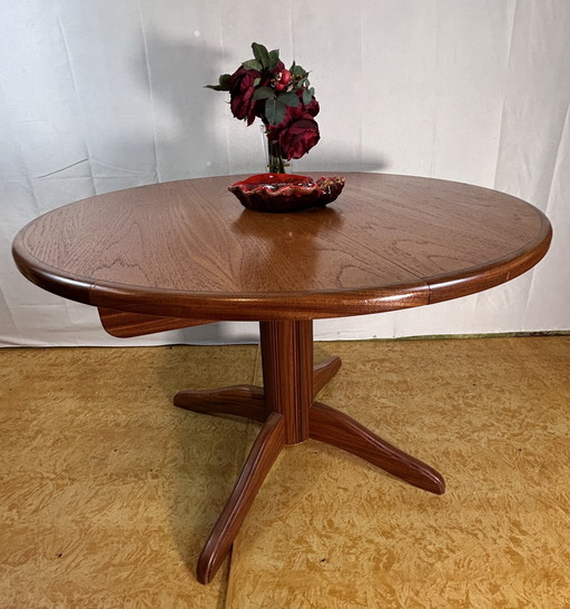 Mid Century Retro Vintage Teck Round Extending Dining Table By Gplan 1970