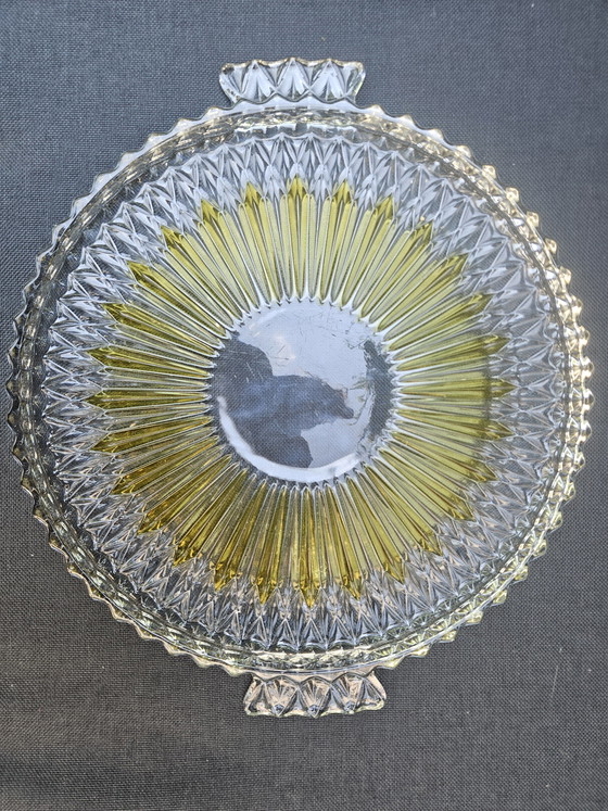 Image 1 of Tortenständer aus gelbem Walther-Glas