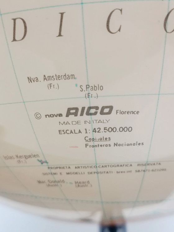 Image 1 of Illuminated plexiglass globe by Nova Rico Florence 1969