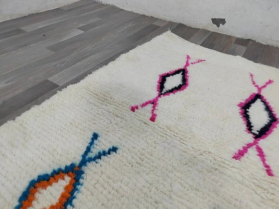 White Berber rug with decoration, 250cm x 150cm – Rugs & carpets, Wool (photo 8 of 10)