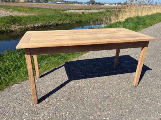 Image 1 of Table de jardin Gloster en teck de haute qualité et robuste - comme neuve -