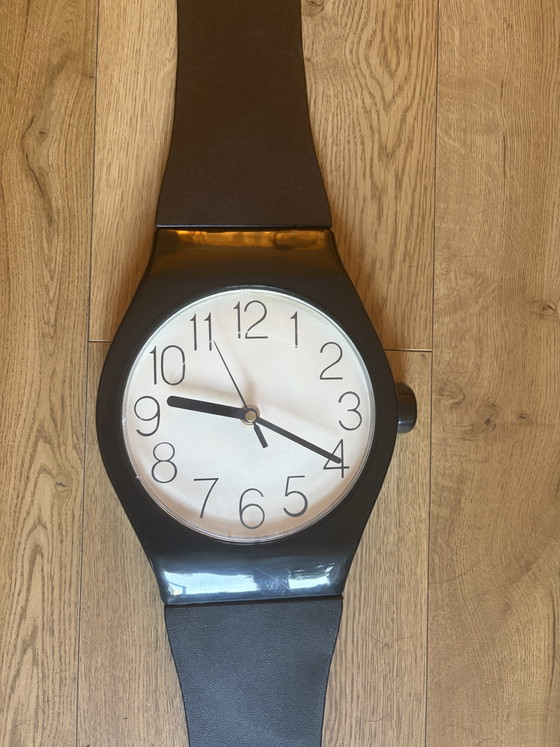 Image 1 of Vintage wandklok Swatch stijl
