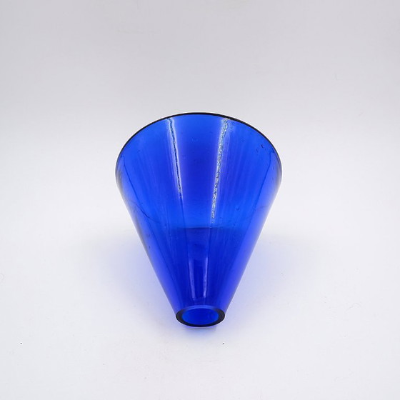 Image 1 of Jarrón trompo de cristal azul cobalto - Salviati Murano