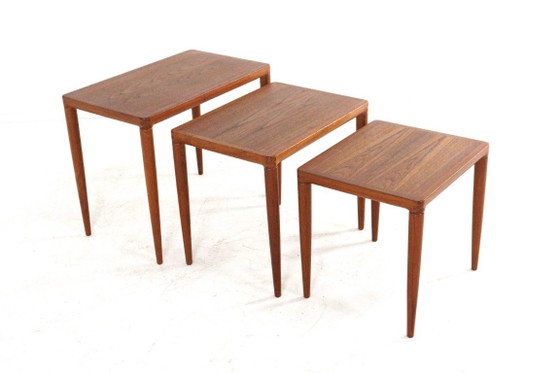 Image 1 of Tables d'appoint gigognes Henry W. Klein pour Bramin, style vintage danois