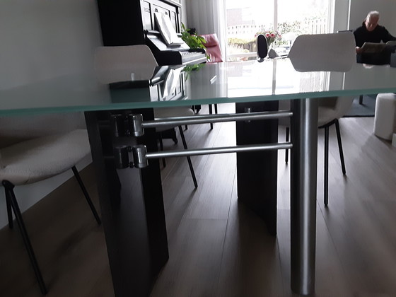 Image 1 of Mesa de comedor