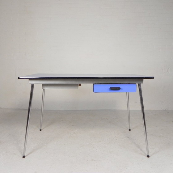 Formica table, desk with 2 drawers, 1950s – Dining tables, Plastic, Iron (photo 5 of 19)