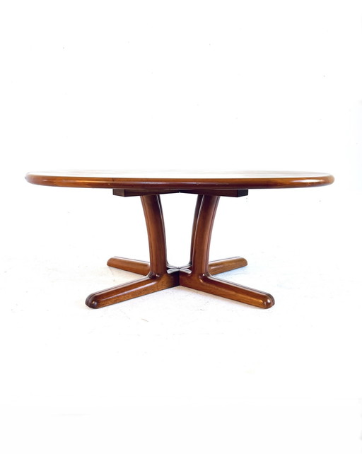 Vintage oval Teak coffee table, Dyrlund '70s