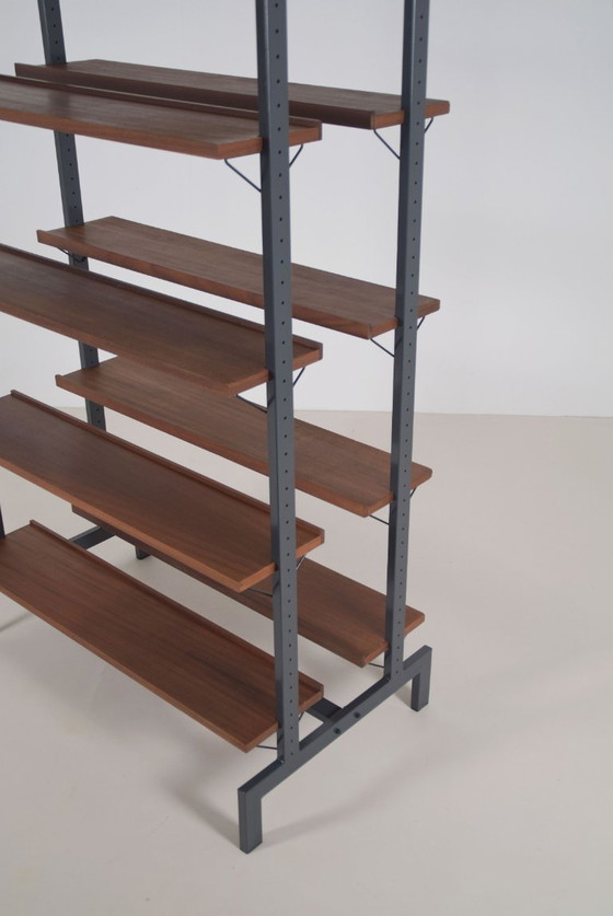 Vrijstaand vintage boekenrek ontworpen door Olof Pira voor Planmöbel, jaren '60 – Wandrek, Wood (photo 6 of 8)