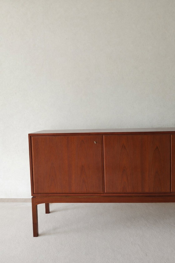 Image 1 of Vintage pallisander dressoir - strak design 