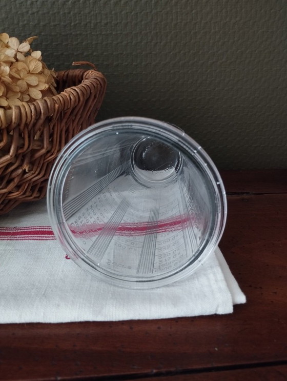 Image 1 of Mougin maatbeker van dik geperst glas