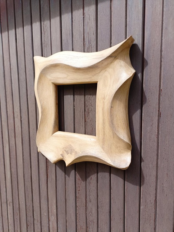 Marco/espejo de roble tallado, forma orgánica – retroDom, Wood (photo 4 of 5)