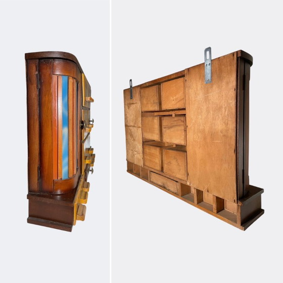 Image 1 of Art Deco keukenkastje met lades voor kruiden - Antiek geschilderd glas en hout, wanddecoratie voor kruiden.