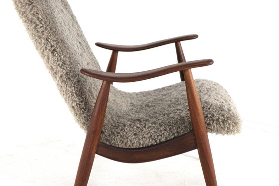 Image 1 of Fauteuil vintage rembourré en tissu poilu, style milieu du siècle