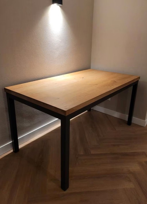 Oak dining table (80x150)