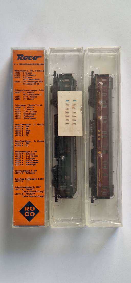 Lot van 7 modeltreinen Roco, Lima en Minitrix