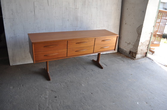 Buffet bas de Frank Guille pour Austinsuite, ann&eacute;es 1960 – Mid Century Modern (photo 5 of 6)