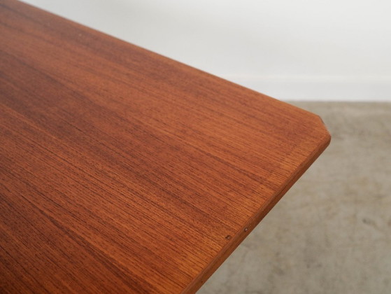 Image 1 of Opklapbare teakhouten tafel, Italiaans design, jaren 70, gemaakt in Italië.