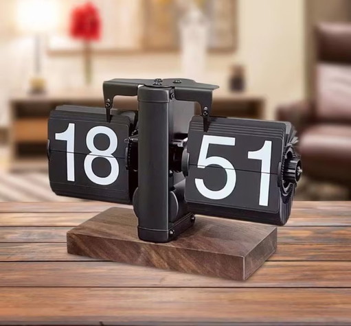Reloj de bolsillo de metal y madera estilo retro, nuevo en caja.