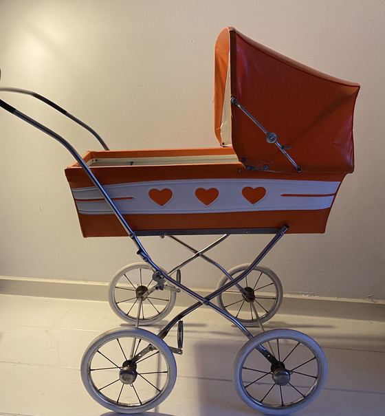 Image 1 of Poppenwagen vintage