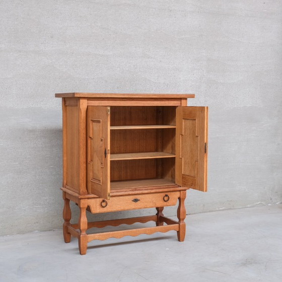 Image 1 of Mueble auxiliar o bar danés de roble de mediados de siglo attr. a Henning Kjaernulf