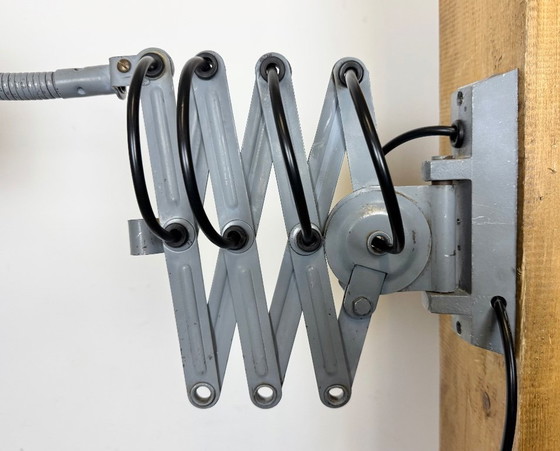 Image 1 of Graue industrielle Scherenwandleuchte von Elektroinstala, 1960er Jahre