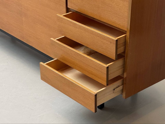 Image 1 of Credenza alta svizzera di metà secolo con vano bar in teak, anni '60