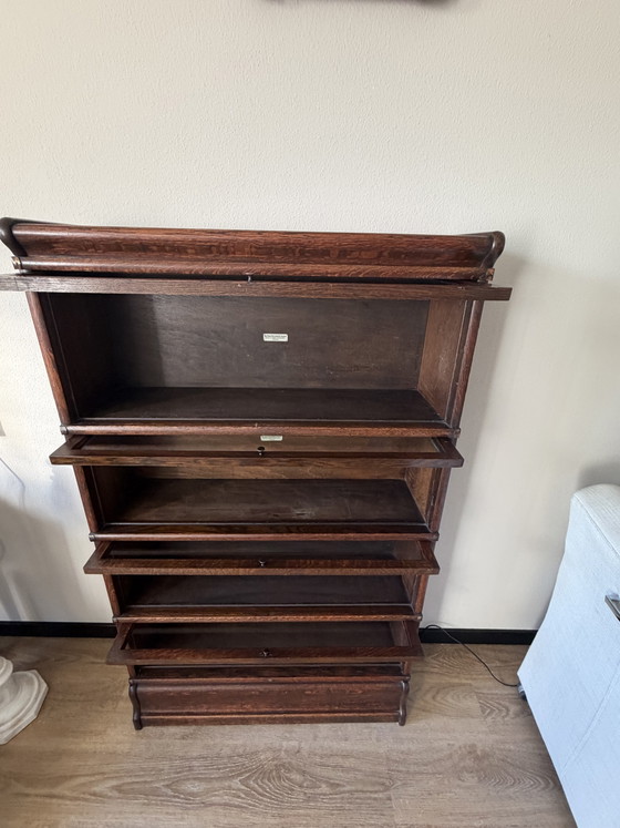 Globe Wernicke Cabinet – The globe wernicke, Wall cabinet, Wood (photo 2 of 7)