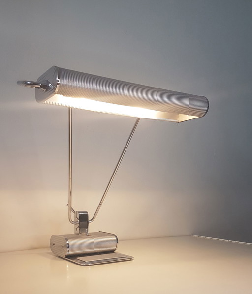 Technomlumen AD 34 Schreibtischlampe im Bauhaus Stil