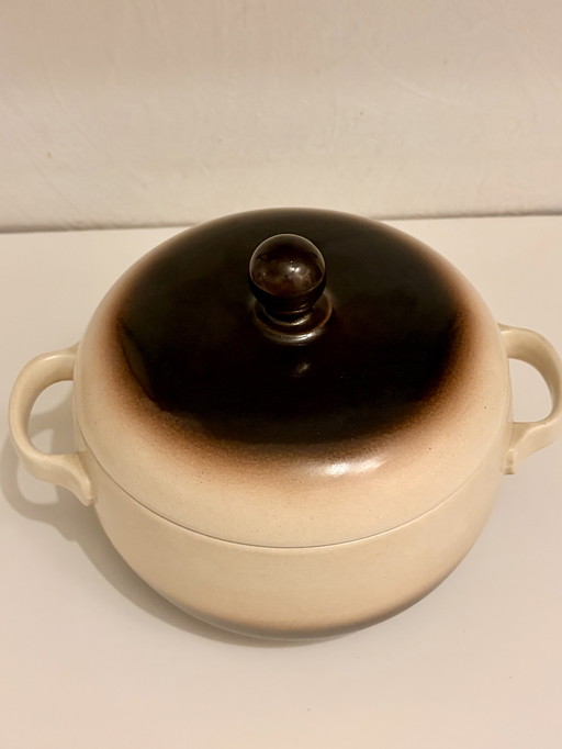 Vintage geëmailleerde gietijzeren braadpan – beige en bruin kleurverloop