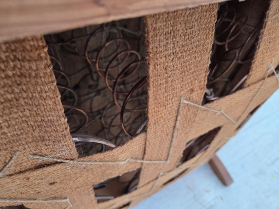 Image 1 of Fauteuil danois des années 1960, revêtement en velours rouge, bois de chêne.