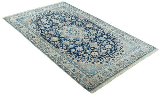 Image 1 of Hand-knotted Nain 9La oriental rug with silk content - 200 x 120 cm