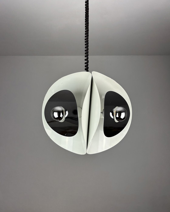 Image 1 of Goffredo Regianni Italien Space Age Pendelleuchte, 1970er Jahre, weiß lackiertes Metall &amp; Chromschilde, Mid Century, Industr