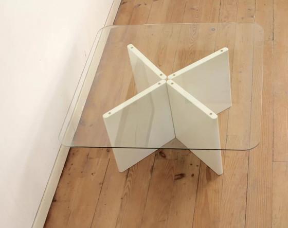 Image 1 of Table Basse Bois Laqué et Dalle de Verre