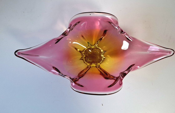 Image 1 of Ciotola di vetro rosa/giallo