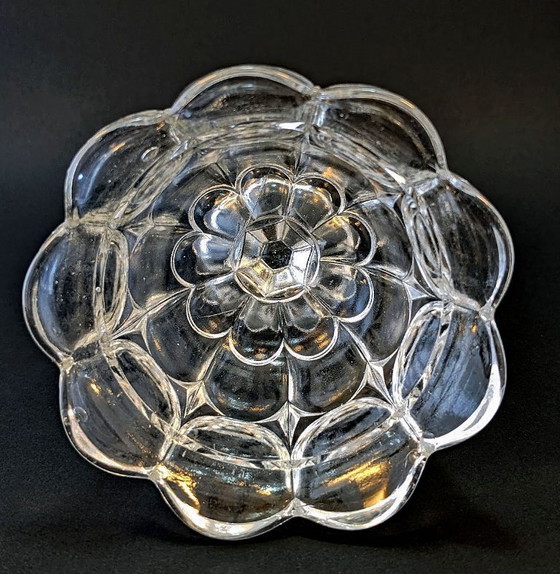 Image 1 of Vintage Candy Dish ( Bull's eye/Colonial 1900-1920 ) UV Reactive