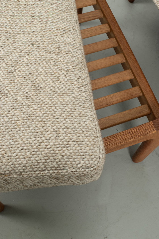 Image 1 of Hans Wegner GE 290 fauteuil met voetenbank