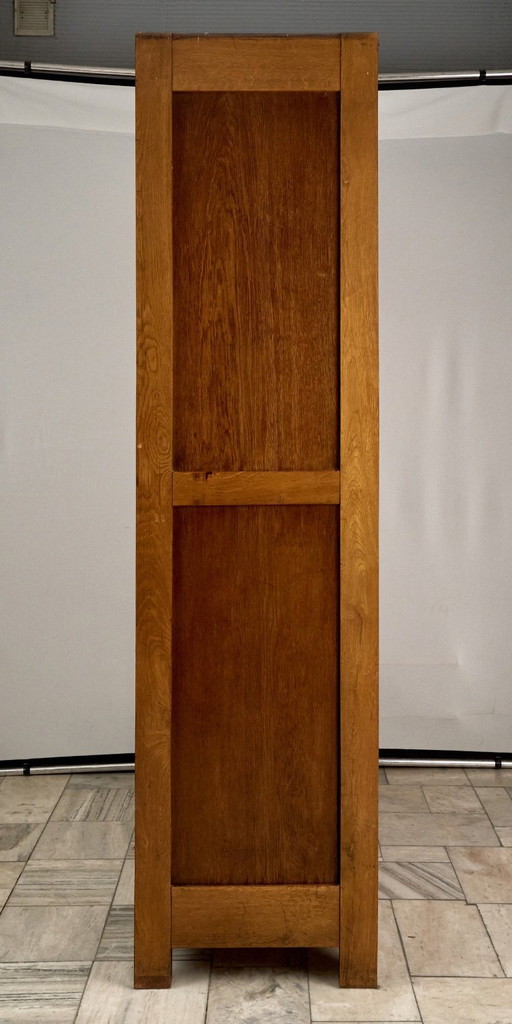 Armoire en bois vintage, années 1930, Tchécoslovaquie