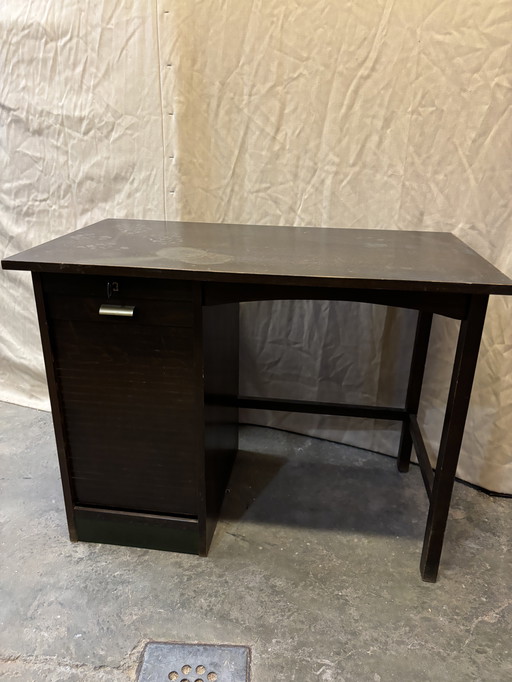 bureau uit het midden van de vorige eeuw