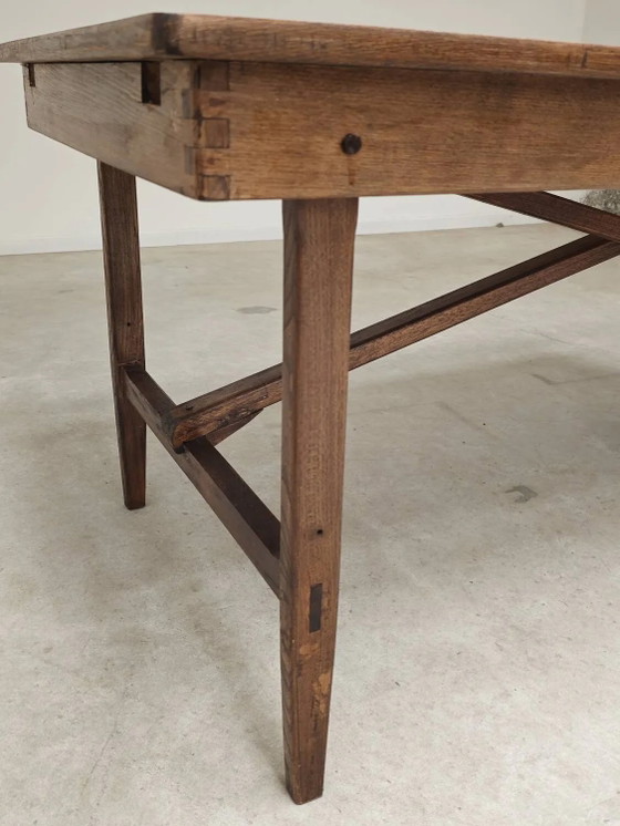 Tavolo pieghevole da officina vintage in rovere con piano nero patinato a mano. – Tavoli da pranzo (photo 24 of 37)
