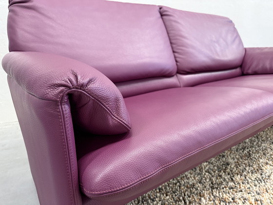 Image 1 of Leolux Bora Beta Sofa 2.5 Seater Purple Leather