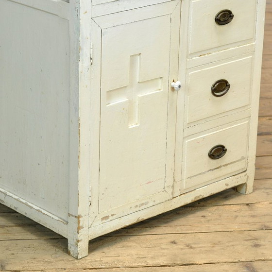 Japanese Medical Cabinet, Circa 1920–1935 – Display cabinets, Ceramic, Glass (photo 6 of 12)