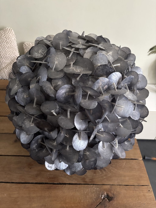 Lampe en coquillages de nacre