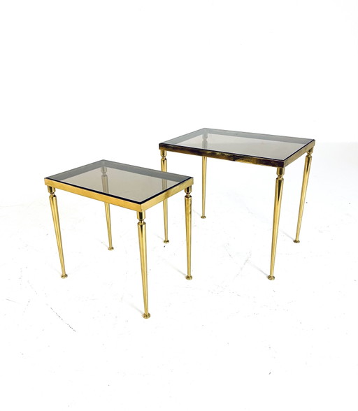 Set di tavolini laterali in ottone e vetro fumé