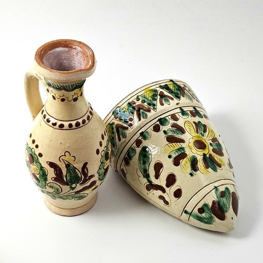 Hutsul ceramic set of 2 flower vase and wall flower pot. Vintage hand-painted clay from Ukraine 