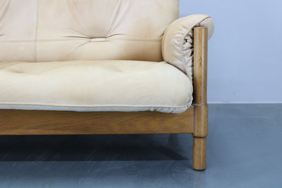 Image 1 of Eiken Scandinavische 3-zitsbank uit 1960 met lederen bekleding