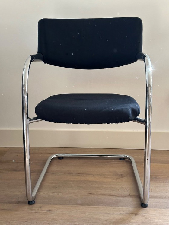 Image 1 of 4 Vitra visvis chairs and 1 Vitra Ad Hoc table