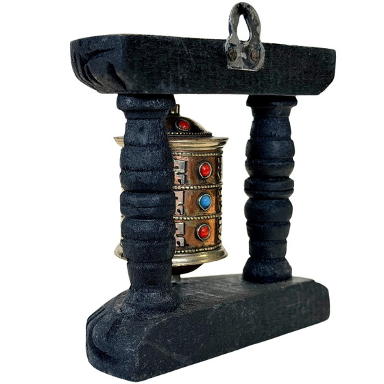 Vintage Tibetan Mani Prayer Wheel in Black Wooden Frame – circa 1980s – Sculpture, Metal (photo 6 of 9)